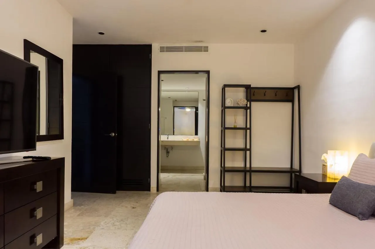 Elements 121 Condo Πλάγια Ντελ Κάρμεν 0*,  Μεξικό