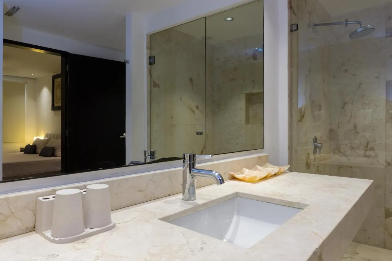Elements 121 Condo Πλάγια Ντελ Κάρμεν 0*,  Μεξικό