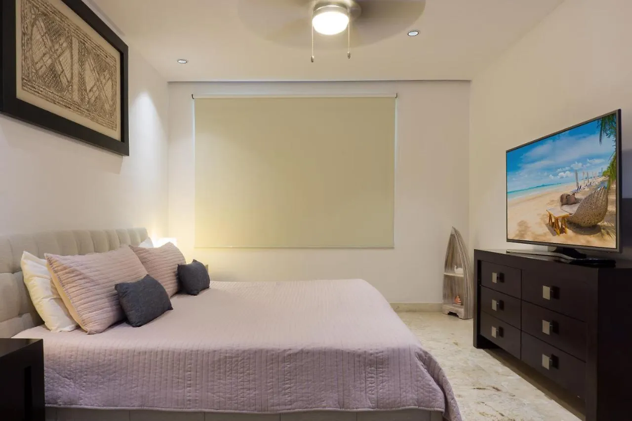 아파트 Elements 121 Condo 신데 델 카르멘