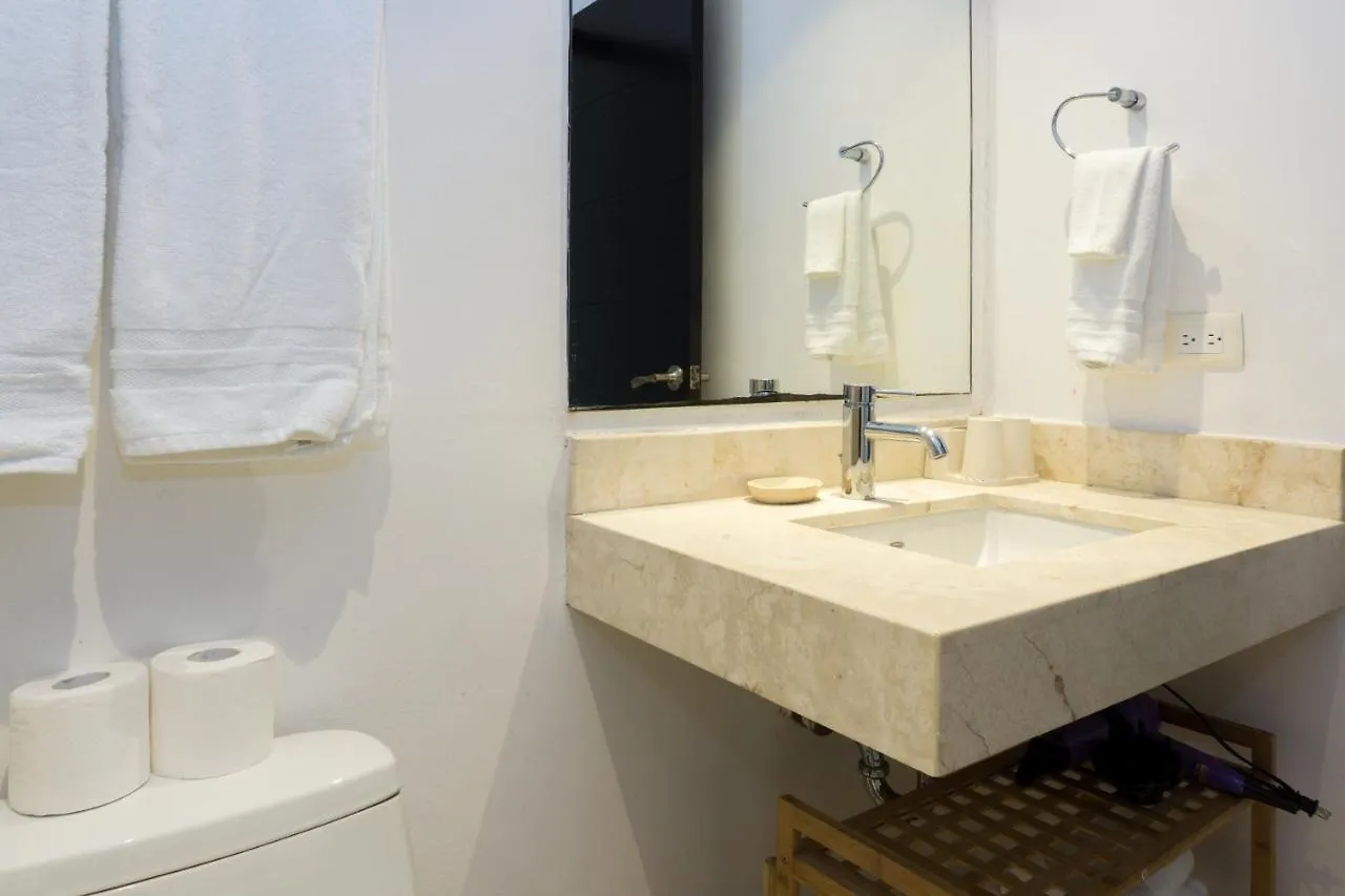 Elements 121 Condo 신데 델 카르멘