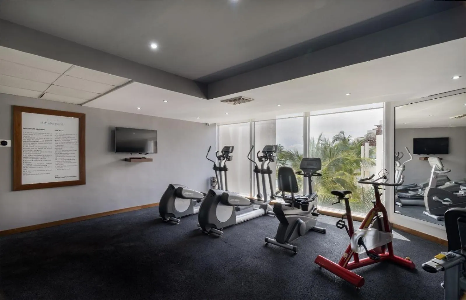 Elements 121 Condo 신데 델 카르멘