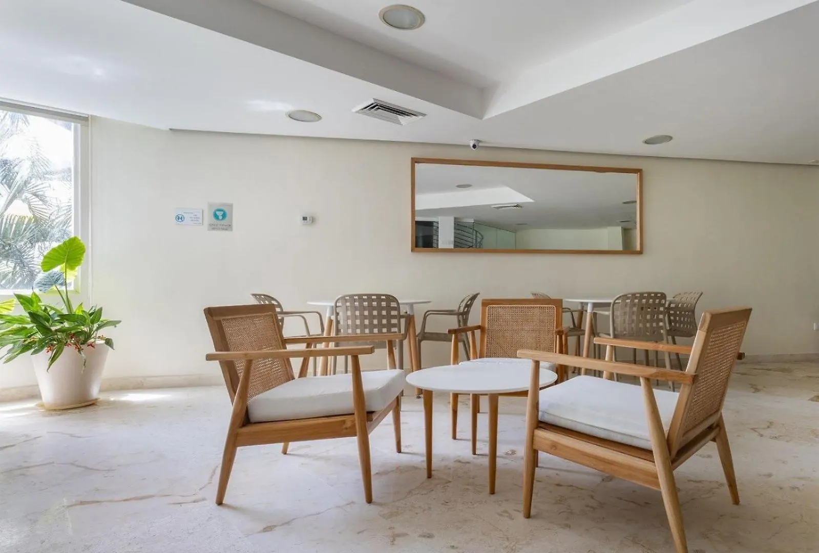 아파트 Elements 121 Condo 신데 델 카르멘